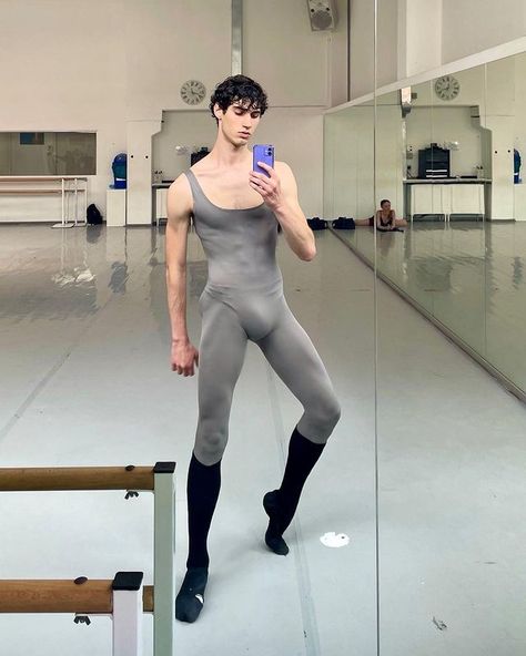 Mens Leotard, Cool Tights, Dancer Photography, Ballet Boys, Male Ballet Dancers, Training Suit, Lycra Men, Male Dancer, Ballet Clothes