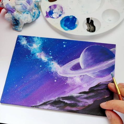 Saturn Art Paintings, Saturn Drawing Color, Painting Of Saturn, Planet Acrylic Painting, Outerspace Paintings Acrylic, Saturn Painting Acrylic, Galaxy Planet Painting, Trippy Planet Painting, Painting Saturn