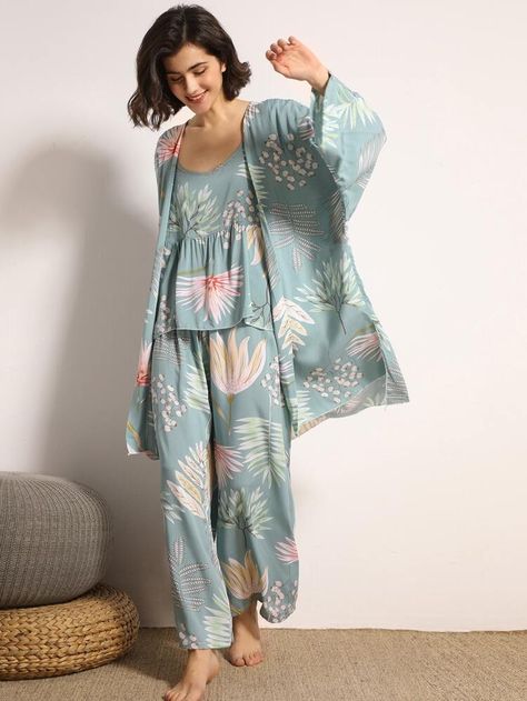 3pack Floral Print Cami PJ Set & Robe | SHEIN USA Night Suit For Women, Cotton Night Dress, Pijamas Women, Pajama Fashion, Sleepwear Fashion, Cute Sleepwear, Night Dress For Women, Night Suit, Women Nightwear