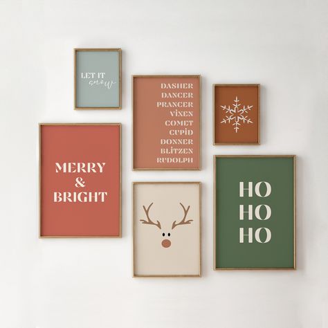 "Spread Christmas cheer with simple festive art prints around the home! These designs look stunning together on a gallery wall or separate throughout your space. DETAILS: Your purchase includes 24 high resolution JPG files (4 files for each of the 6 different designs) in the following sizes: 2x3 Ratio for Printing Inches: 4x6, 6x9, 8x12, 10x15, 12x18, 16x24, 20x30 3x4 Ratio for Printing Inches: 6x8, 9x12, 12x16, 15x20, 18x24, 24x32 4x5 Ratio for Printing Inches: 4x5, 8x10, 12x15, 16x20, 20x25, 24x30 11x14 for Printing Inches: 11x14  -------------------------------------------------------------- HOW IT WORKS: -After you place your order, you will be taken to a page to download your prints. First click the \"Download Files\" tab, then click the \"Link to Files\" PDF to access your print file Boho Christmas Art, Christmas Wall Art Ideas, Christmas Wall Ideas, Christmas Boho Decor, Christmas Wall Collage, Farmhouse Christmas Wall Art, Simple Christmas Wall Art, Boho Christmas Wall Art, Christmas Wall Signs