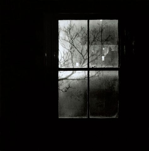 The window Croquis, Horror Vacui, Night Window, Creepy Backgrounds, Window Photography, Dark Windows, Night Shadow, Photo D Art, Window Art