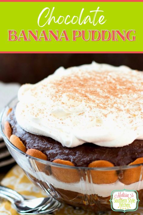 Chocolate Banana Pudding is a twist on a beloved Southern classic dessert. Layers of homemade chocolate custard, banana slices and vanilla wafers turn classic banana pudding into this addictive layered delight. Add whipped cream and grated chocolate to garnish the top for a simple finish and spectacular taste. Banana Nilla Wafer Pudding Dessert Easy, Banana Pudding And Vanilla Wafer Dessert, Banana Pudding Nilla Wafer Recipes, Banana Pudding Vanilla Wafers, Banana Pudding Dessert With Nilla Wafers, Chocolate Banana Pudding, Banana Cheesecake, Chocolate Custard, Easy Cheesecake