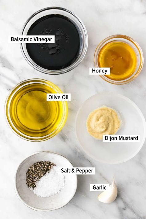 This homemade balsamic vinaigrette dressing is sweet, tangy, and perfect for elevating salads, roasted vegetables, chicken recipes, and more! Essen, Vinegarette Dressing Recipe, Vinegrette Recipe, Balsamic Vinaigrette Dressing Recipe, Balsamic Vinegarette, Balsamic Dressing Recipe, Balsamic Vinegar Dressing, Vinaigrette Dressing Recipe, Homemade Balsamic Vinaigrette