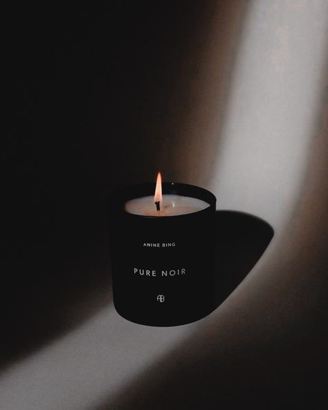 Black Candle Photography, Dark And Moody Candle Photography, Scented Candles Aesthetic Dark, Minimalist Candle Photography, Minimal Candle Photography, Moody Minimalist Aesthetic, Moody Candle Photography, Moody Candle Aesthetic, Candles Dark Aesthetic