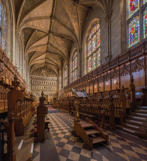 Magdalen College Chapel, Oxford. Photo by David Iliff Lulu Set, Magdalen College, Rabbit Room, Oxford Student, Oxford College, Academic Aesthetic, England Aesthetic, Medieval Architecture, Castles In England