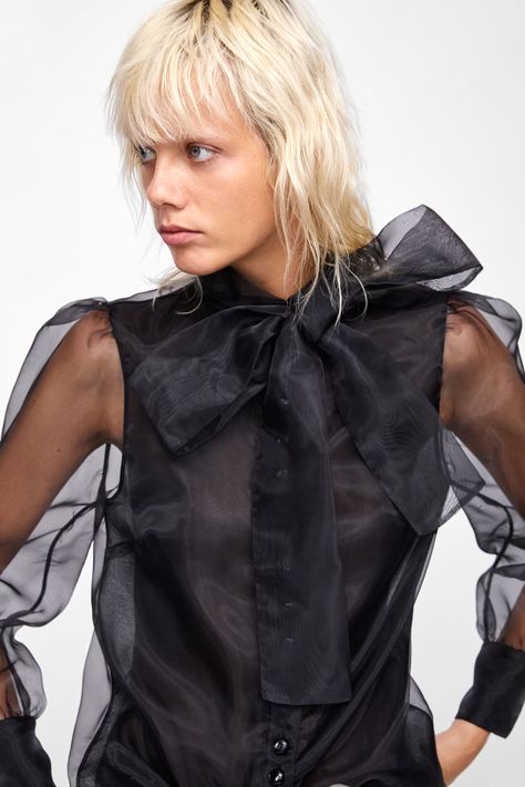 Zara - BOW BLOUSE - 2 Tanner Fletcher, Organza Shirt, Gender Inclusive, Cold Weather Outfits, Work Outfits Women, Winter Outfits Women, Looks Style, Ladies Dress Design, Ladies Tops Fashion