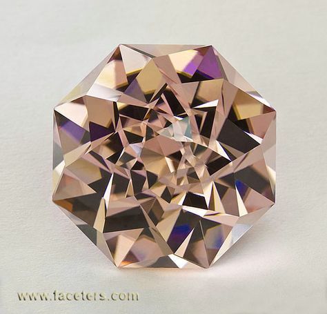 Blush Tourmaline with a Fancy Cut that Looks like a Flower #Amazing #Gemstones Gem Cuts, Faceted Gems, Pretty Rocks, Mineral Stone, Minerals And Gemstones, Rocks And Gems, Precious Gems, Stone Cuts, Gems And Minerals