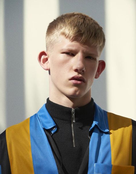 10 Men Magazine - Prada SS 2016 Connor Newall, Mens Editorial, Irish Boys, Male Magazine, Fashion Aesthetics, Look Younger, Male Models, Fashion Photographer, Color Trends