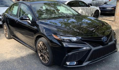 All Black Toyota Camry, Toyota Camry Nightshade, Black Toyota Camry, Goals Wallpaper, Toyota New Car, Dream Bored, 2015 Toyota Camry, Toyota Camry Hybrid, Toyota Camry Le