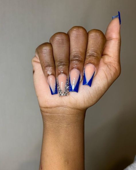 Small Blue French Tip Nails, Blue V Tip Nails, Royal Blue Nails French Tips, Blue And White French Tip Nails, Royal Blue French Tips, Dark Blue French Tips, V French Tips, Dark Blue French Tip Nails, Royal Blue French Tip Nails