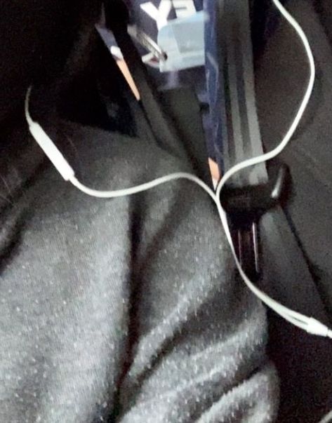 Headphones Aesthetic Wired, Sharing Earbuds Aesthetic, Sharing Earphones Couple, Sharing Earphones Aesthetic, Bus Ride Aesthetic, Wired Headphones Aesthetic, Earbuds Aesthetic, Apple Earbuds, Ride Aesthetic