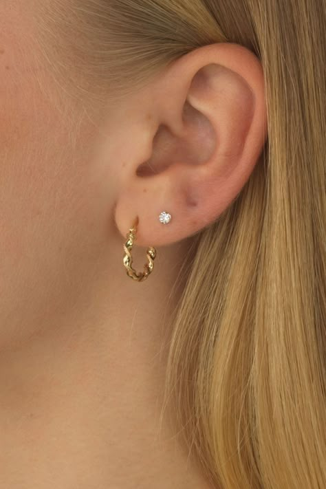 Simple Second Piercing, Second Whole Ear Piercing, Ear Second Piercing, 2 Pirsing Ear, Getting Second Ear Piercing, 2nds Ear Piercing, 2 Pierced Ears, Aesthetic Second Piercing, Earring Inspo Doubles