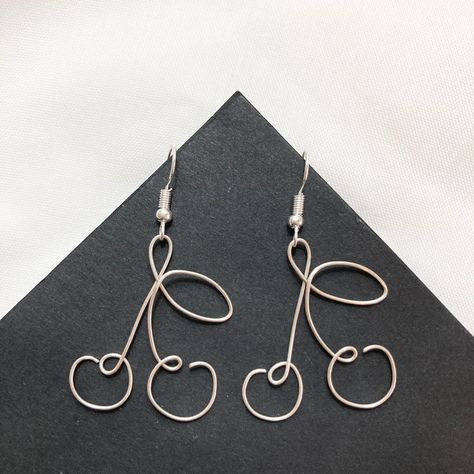 Square Wire Earrings Diy, Wire Earrings Hoops, Shaped Wire Earrings, Thick Wire Jewelry, Wire Bow Earrings, Wire Designs Ideas, Moon Wire Earrings, Butterfly Wire Earrings, Wire Bending Jewelry