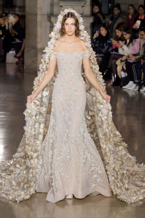 Georges Hobeika Spring 2017 Couture Georges Hobeika, Haute Couture, Couture, New Zealand Wedding, Couture Wedding Dresses, Couture Bridal Gowns, Queenstown New Zealand, Fashion Pics, Wedding Dress Couture