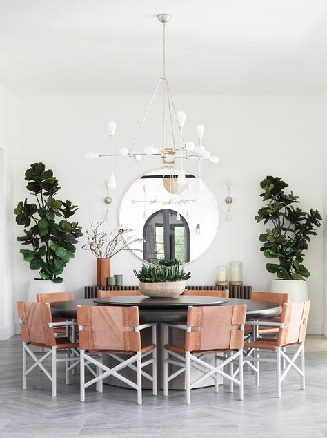 Interior Simple, Casas Coloniales, Patio Interior, The Dining Room, The White Company, California Homes, Dining Room Design, Modern Family, Home Tour