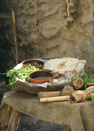 Martha Meal A simple yet delicious meal! Martha would have served this combination of flavors anytime a guest such as Jesus stopped by. As our guest you will smell the fresh bread as it is being baked right before your eyes. Use it to taste our dips of Za’atar and Hummus. And don’t forget to … Nazareth Village, Biblical Diet, Bible Food, Bible Diet, Genuine Happiness, Bethlehem Christmas, The Prodigal Son, Evening Time, Vegetarian Chicken