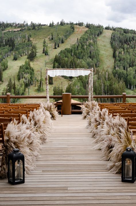 Pompus Grass Wedding Aisle, Rustic Wedding Decor Aisle, Wedding Ceremony Pampas, Pampas Grass Wedding Aisle Decor, Pampas Aisle Markers, Wedding Arch Ideas Pampas, Pampas Ceremony Decor, Pampas Wedding Aisle Decor, Boho Western Wedding Aisle Decor