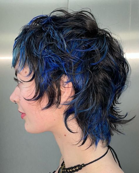 Haircut + 2 shades blue highlights = @annah_lifts Teal Pixie Hair, Short Black Hair With Blue Highlights, Punk Blue Hair, Blue Tip Hair, Blue Highlights In Brown Hair Short, Blue Highlights Short Hair, Black And Blue Hair Short, Black Hair With Blue Tips, Black Hair Blue Highlights