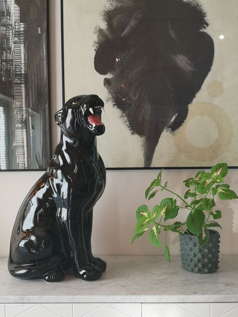 Panther Sculpture, Future Apartment Decor, Apartment Decor Inspiration, Room Makeover Bedroom, Dream Apartment, Gothic Home Decor, Gothic House, Room Inspiration Bedroom, Dream House Decor