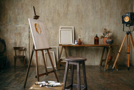 Industrial Art Studio, Workshop Interior, Kinds Of Art, Painters Studio, Table Easel, Art Studio Room, Artist Loft, Art Studio Design, Drawing Table