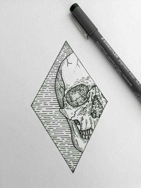 Kunst Tattoos, Piece Of Paper, Desenho Tattoo, A Skull, A Pencil, Tattoo Ink, Pen Art, Skull Art, Tattoo Sketches