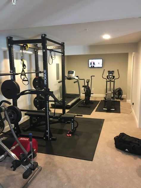 15 Small-Space Home Gym Ideas - Compact Workout Rooms Small Space Home Gym, Basement Home Gym, Small Home Gyms, Gym Basement, Small Home Gym Ideas, Home Gym Basement, Garage Gym Ideas, Small Home Gym, Home Gym Garage