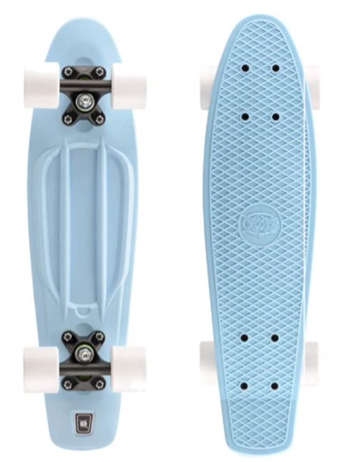 Blue Skateboard Aesthetic, Penny Board Design, Dr Belongings, Bee Birthday Cake, Blue Skateboard, Skate Vibes, Apple Watch Bands Fashion, Skateboard Aesthetic, Kids Skateboarding