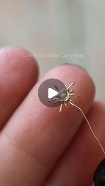 Sun Wire Earrings, Diy Huggie Earrings, Wire Moon Tutorial, Sun Wire Wrap, Simple Wire Earrings Diy, Wire Wrapped Earrings Diy, Wire Wrapped Earrings Tutorial, Wire Jewelry Diy Tutorial, Wire Wrapped Star