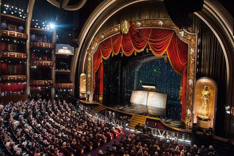 Theater Academia, Theatre Academia, Dolby Theatre, Theatre Life, Broadway Theatre, Red Curtains, Movie Premiere, Theatre Kid, Academia Aesthetic