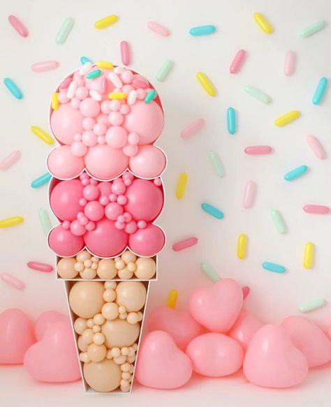 Ice Cream Decorations Ideas, Ice Cream Theme Cake, Cake Cone, Ice Cream Birthday Party Theme, Ice Cream Decor, Ice Cream Balloons, Ice Cream Waffle, Balloon Mosaic, Ice Cream Waffle Cone