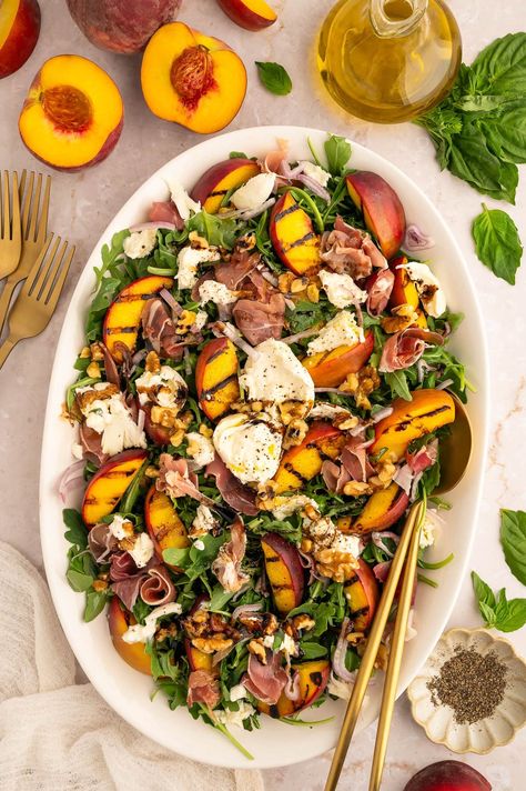 Grilled Peach and Burrata Salad with Arugula and Prosciutto — Foodborne Wellness Arugula Pear Burrata Salad, Prosciutto Arugula Salad, Roasted Peach Salad, Grilled Peach And Burrata Salad, Arugula Burrata Salad, Pretty Food Presentation, Peach Burrata Salad, Peach And Burrata, Prosciutto Salad