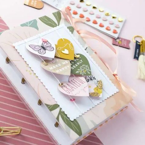 Create a Mini Album with Hidden Disc Binding – Scrap Booking Bea Valint, Paper Mobiles, Mini Scrapbooks, Travel Art Kit, Peaceful Heart, Mini Albums Scrap, Scrapbook Tutorial, Crate Paper, Stamp Projects