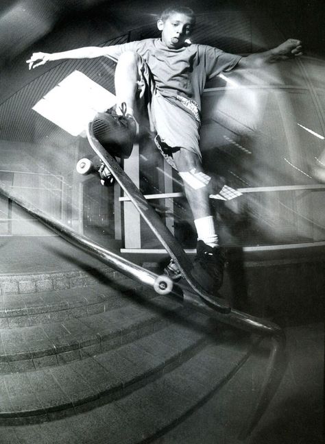 Guy Mariano by Spike Jonze Bmx Photography, Skate Photography, Skateboard Photos, Spike Jonze, Skate Photos, Chrome Ball, 90s Skate, Skate And Destroy, Skateboard Photography