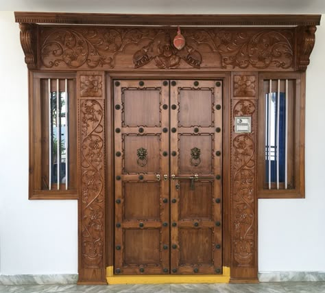 Temple Doors Indian, Traditional Front Doors Entrance, Traditional Doors Indian, Traditional Main Door Design Indian, Traditional Wooden Door, False Door, Temple Doors, Temple Door, House Main Door