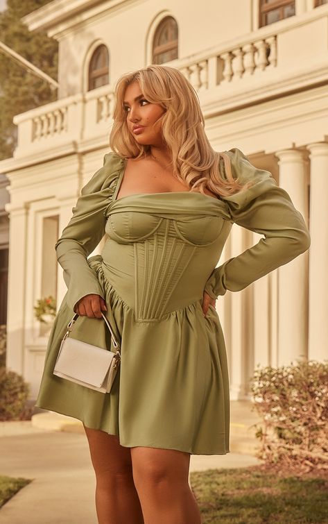 Plus Size Corset Dress, Green Summer Dresses, Plus Size Corset, Satin Corset, Beautiful Dresses For Women, Satin Material, Green Satin, Hot Dress, Corset Dress