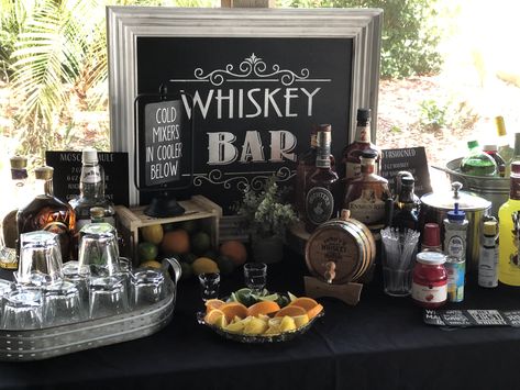 Whiskey bar Whiskey Station Whisky Bar, Whiskey Party Ideas Decor, Whiskey Bar Themed Birthday Party, Whiskey Table Ideas, Whisky Bar Party Ideas, Vintage Whiskey Birthday Party, 40th Birthday Ideas For Men Whiskey, Whiskey Wedding Theme, Whiskey Bar Wedding Ideas