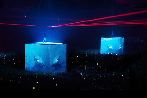 Kanye & Jay-Z – WTT | Es Devlin Es Devlin, Yeezus Tour, Concert Stage Design, Stage Designer, Space Man, Stage Set Design, Concert Stage, Theatre Design, Its Nice That