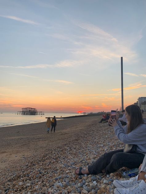 London Beach Aesthetic, University Of Sussex Brighton, Summer In The Uk, Brighton England Aesthetic, British Summer Aesthetic, Strawberry Lipgloss, Brighton Beach Uk, Brighton Aesthetic, British Beach