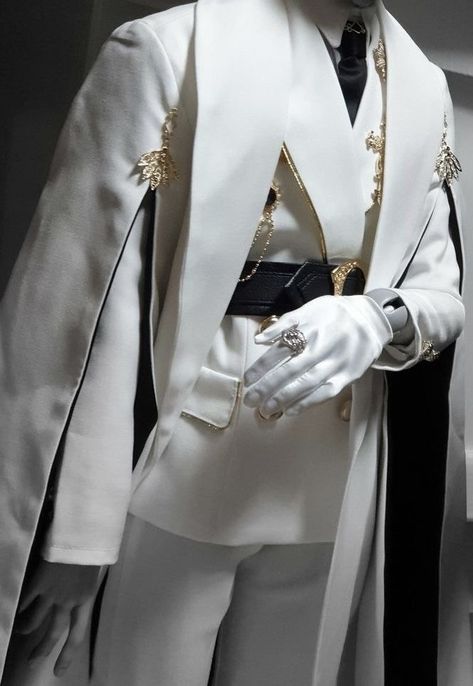 Prince Clothes, Fancy Suit, Royal Aesthetic, Concept Clothing, Royal Outfits, Mode Inspo, 가을 패션, Fancy Outfits, Fantasy Clothing