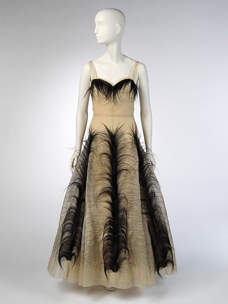 1938 House, Jeanne Paquin, 1930s Fashion Women, 20th Century Fashion, Guy Laroche, Costume Collection, Costume Institute, 1930s Fashion, Vintage Couture