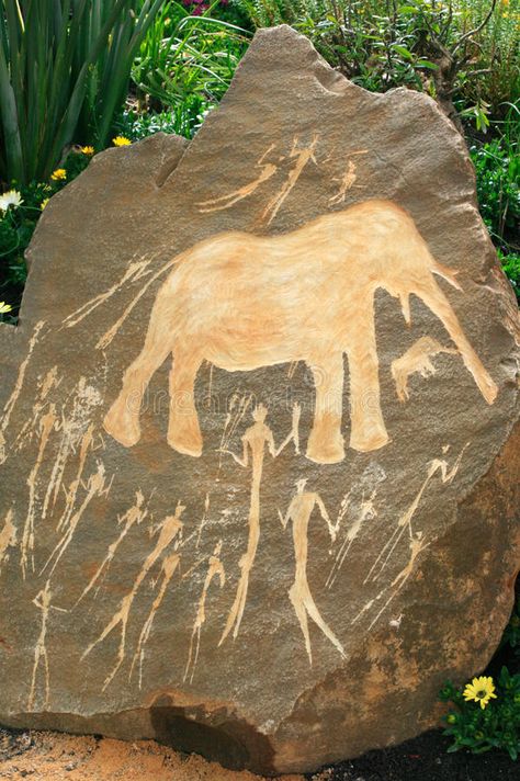 Somali History, Petroglyphs Art, Prehistoric Cave Paintings, Cave Girl, Paleolithic Art, Cave Drawings, Northern Cape, Hunting Scene, Cave Art