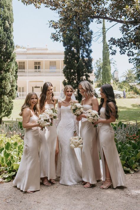 Sand Bridesmaid Dress, Beige Bridesmaid Dress, Cream Bridesmaids, Cream Bridesmaid Dresses, Beige Bridesmaids, Classic Bridesmaids Dresses, Bridge Wedding, Bridesmaid Outfits, Wedding Edit