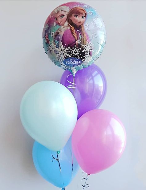 Frozen Balloon Bouquet, Elsa Balloon, Valentines Balloons Decorations, Frozen Themed Birthday Cake, Frozen Balloons, Frozen Themed Birthday Party, Valentines Balloons, Spiderman Birthday, Frozen Party