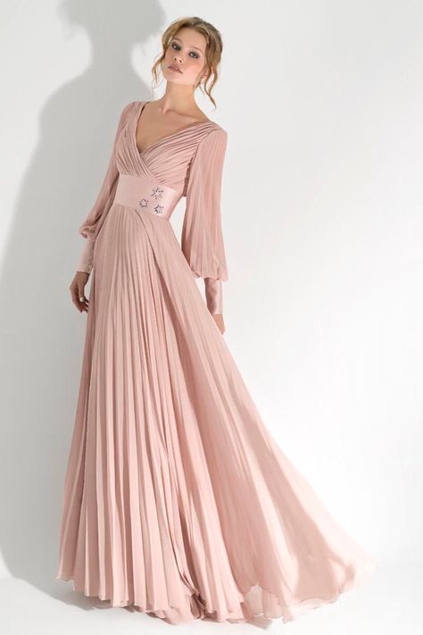 Sukienki Maksi, Baju Kahwin, Fest Outfits, 파티 드레스, Evening Dresses With Sleeves, Evening Dress Floor Length, فستان سهرة, Gorgeous Gowns, Elie Saab