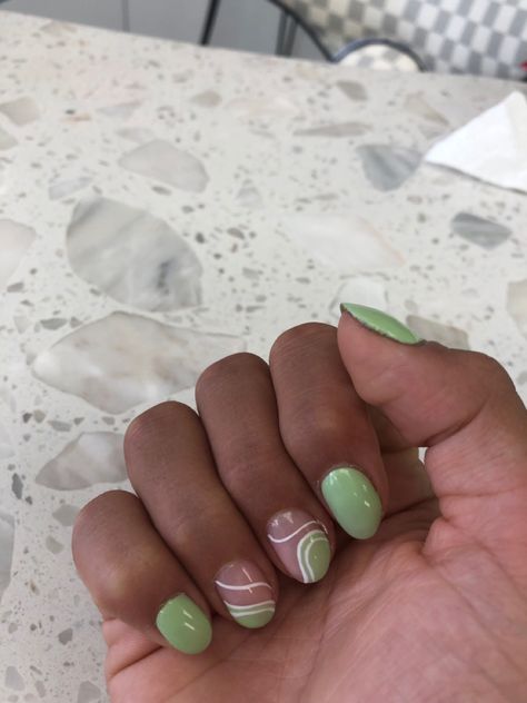 Simple Nails Design Green, Short Nail Inspo Non Acrylic, Cute Simple Nails Short Natural, Green Swirl Nails Short, Really Cute Nail Designs, Light Green Gel Nails Short, Nail Designs White And Green, Short Gel Builder Nails, Green Spring Nails Short