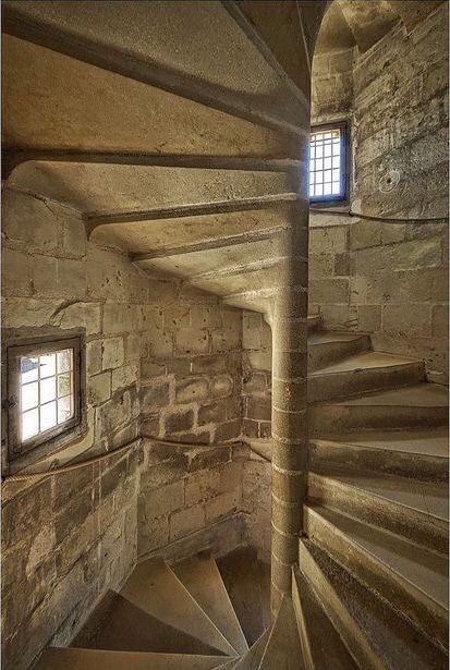 Stairs To Heaven, Stairs Window, Spiral Stair, Painted Staircases, Italy Villa, Stone Stairs, Stair Landing, Stairs Architecture, Castle Tower