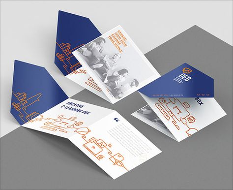 Typography Brochure, Design Layout Ideas, Leaflet Layout, Unique Brochures, Simple Brochures, Photography Brochure, Art Brochures, Brochure Design Creative, Brochure Design Layout