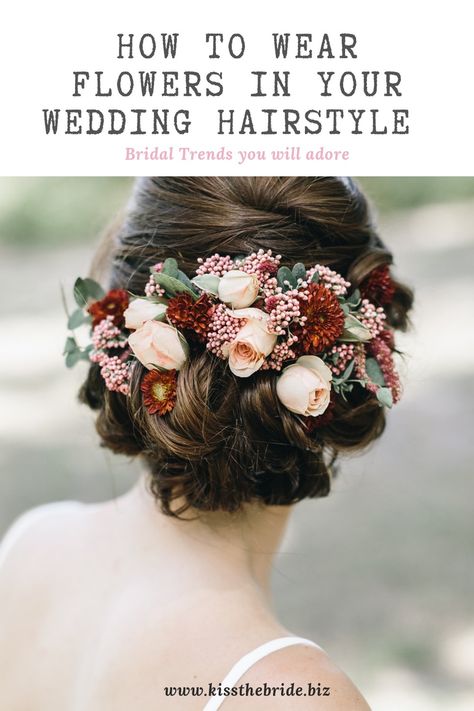 Flowers For Wedding Hair, Bridal Hair Fresh Flowers, Wedding Hair With Floral Headband, Wedding Hairstyles For Short Hair With Flowers, Short Bridal Hair With Flowers, Floral Bridal Hair Piece, Bridal Hair With Flower Comb, Wedding Updo With Flower Crown, Wedding Updo Flowers