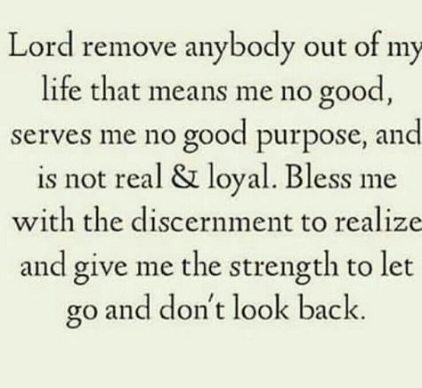 Lord remove anybody out of my life that means me no good serves me no good purpose and is not real and loyal bless me with the discernment to realize and give me the strength to let go and don't look back Hypocrite Quotes, Fake Christians, Fake People Quotes, Godly Dating, Evil People, Fake People, Negative People, Faith Prayer, Bible Encouragement