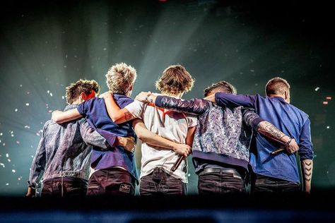 One Direction Headers, One Direction Fotos, 1d Day, Gambar One Direction, One Direction Images, One Direction Wallpaper, One Direction Photos, One Direction Pictures, I Love One Direction